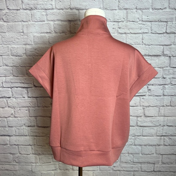 Zenana Women's S/M Winter Rose Scuba Half Zip Short Sleeve Top Casual Chic - Picture 4 of 9